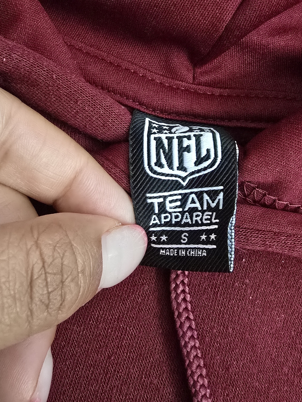 NFL Team Apparel Women's Washington Football Team Hoodie - Picture 9 of 15
